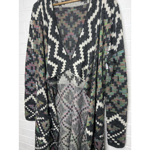 Elan wrap sweater - Picture 2 of 6